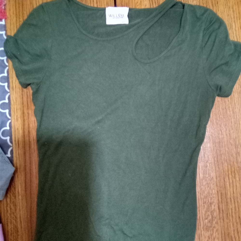 Woman's willow brand top